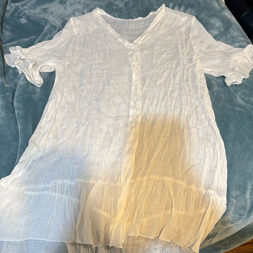 Gauze swim cover in large. White.